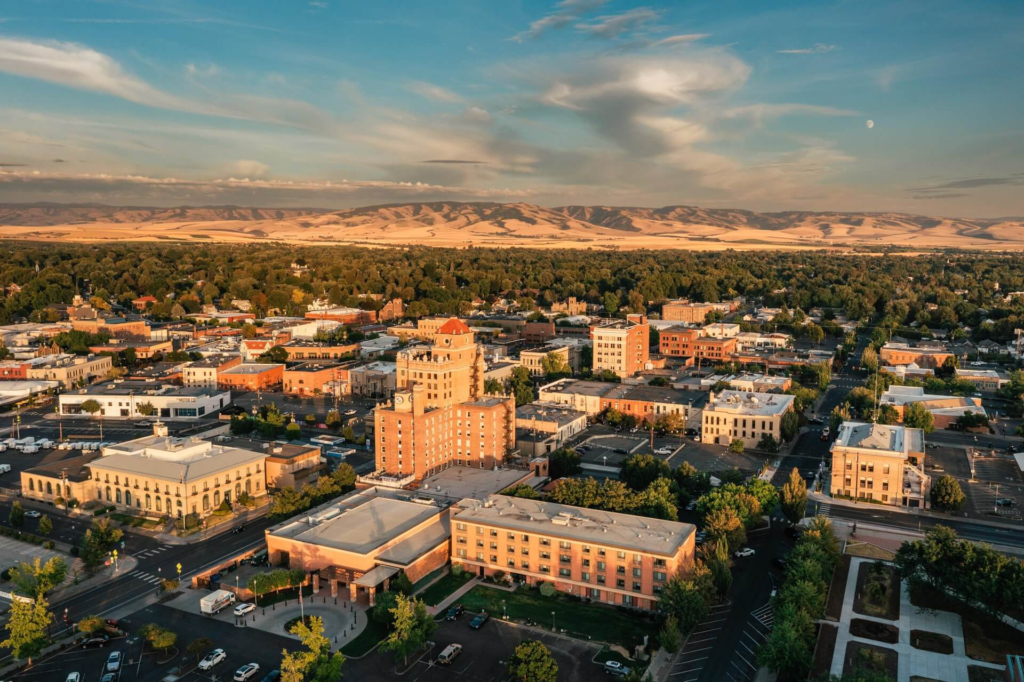 golden-hour-over-walla-walla-downtown-washington