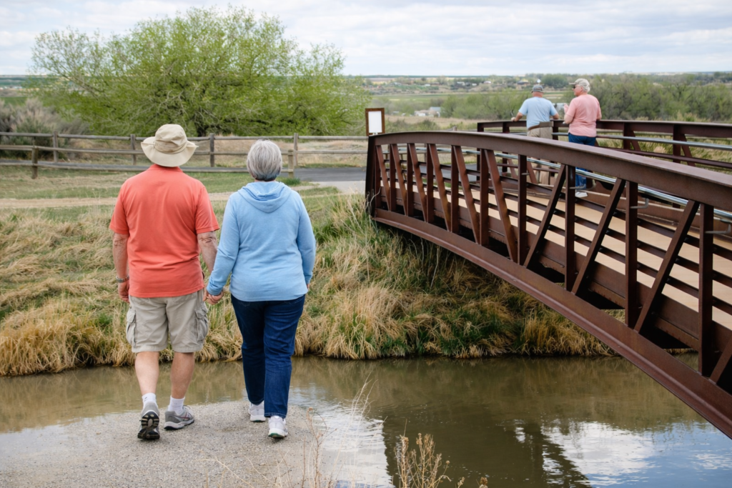 Small towns Wyoming retire